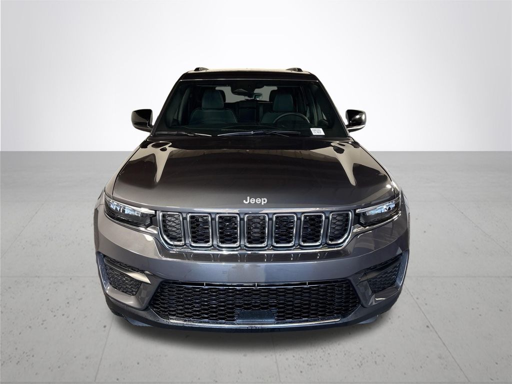 2026 Jeep Grand Cherokee Laredo X