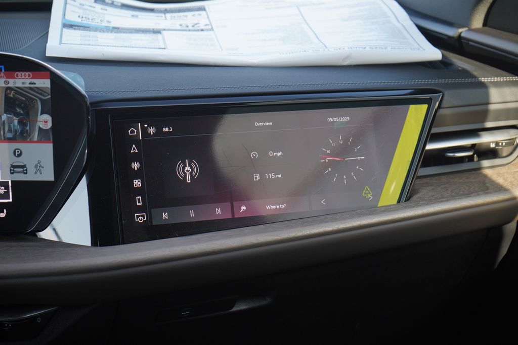 Thumbnail: 2025 Audi Q5 - 11