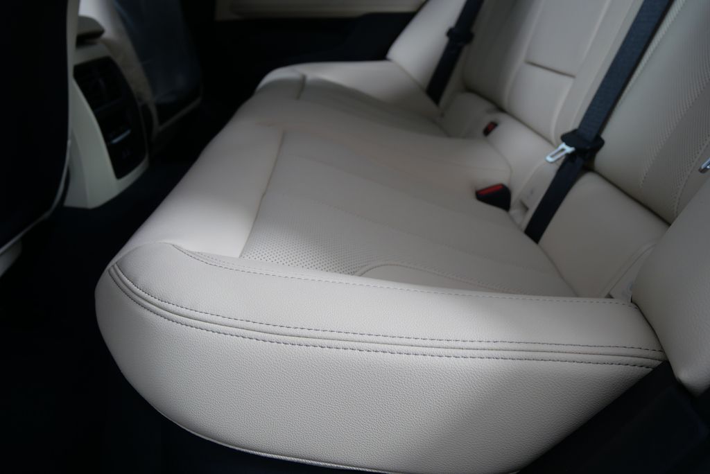 2025 BMW i4 eDrive40 14