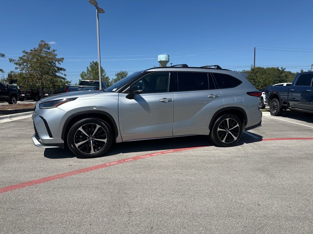 Used Car 2021 Toyota Highlander  Xse For Sale Under $40,000 In Austin, Texas