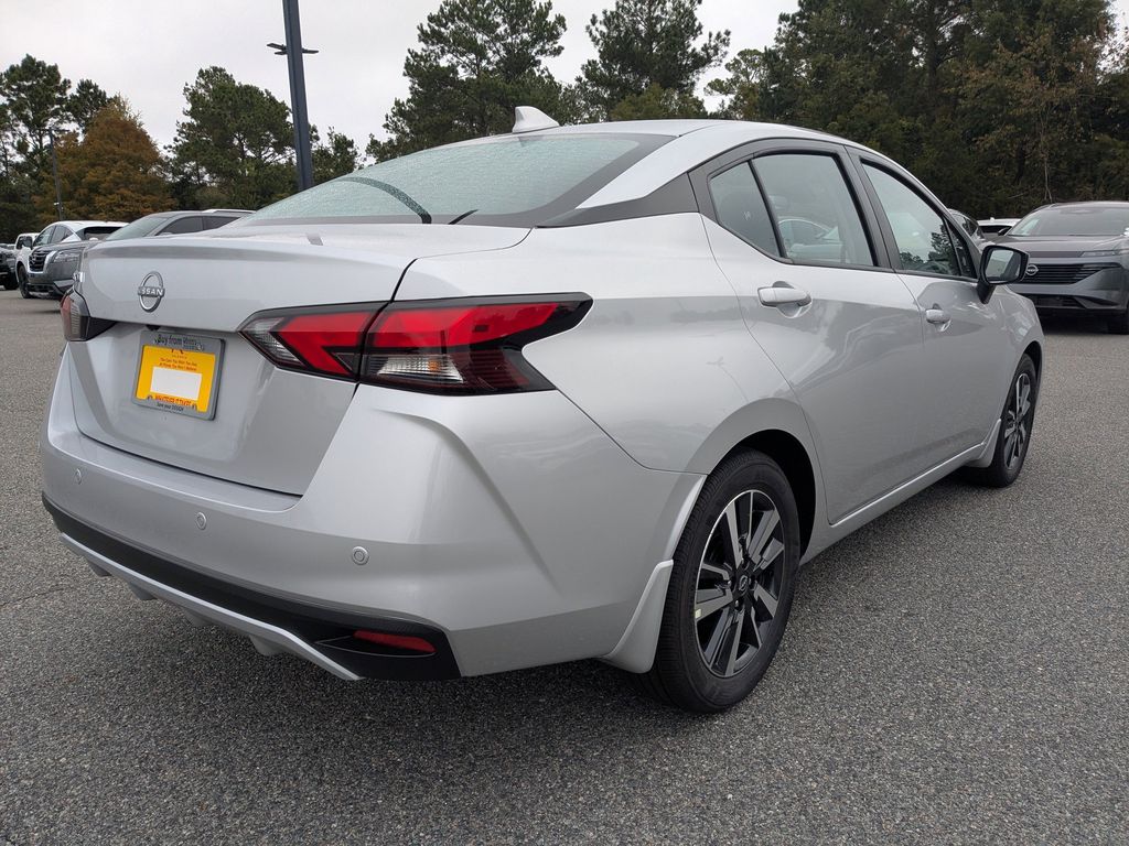 New 2025 Nissan Versa Sedan