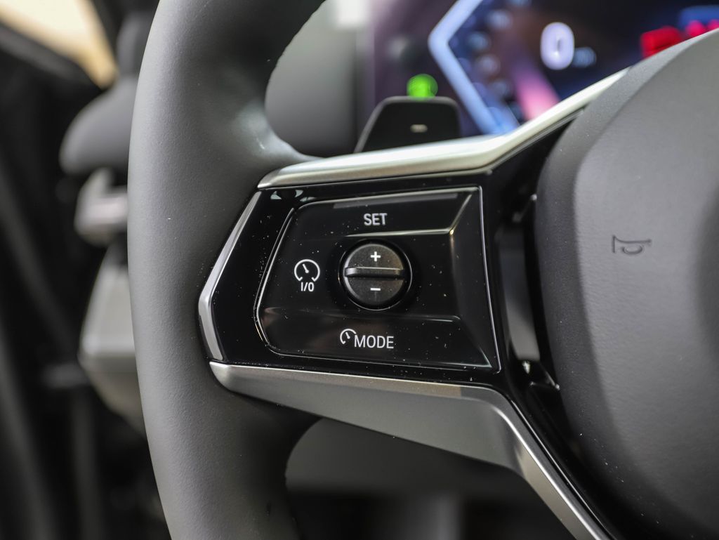 Thumbnail: 2026 BMW 5 Series - 13