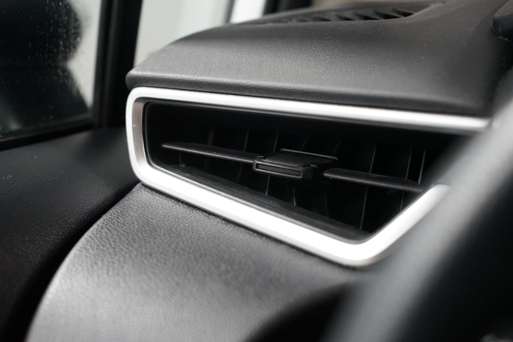 Thumbnail: 2024 Toyota Corolla - 23