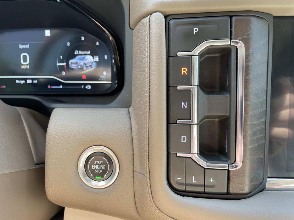 Used 2023 GMC Yukon SUV