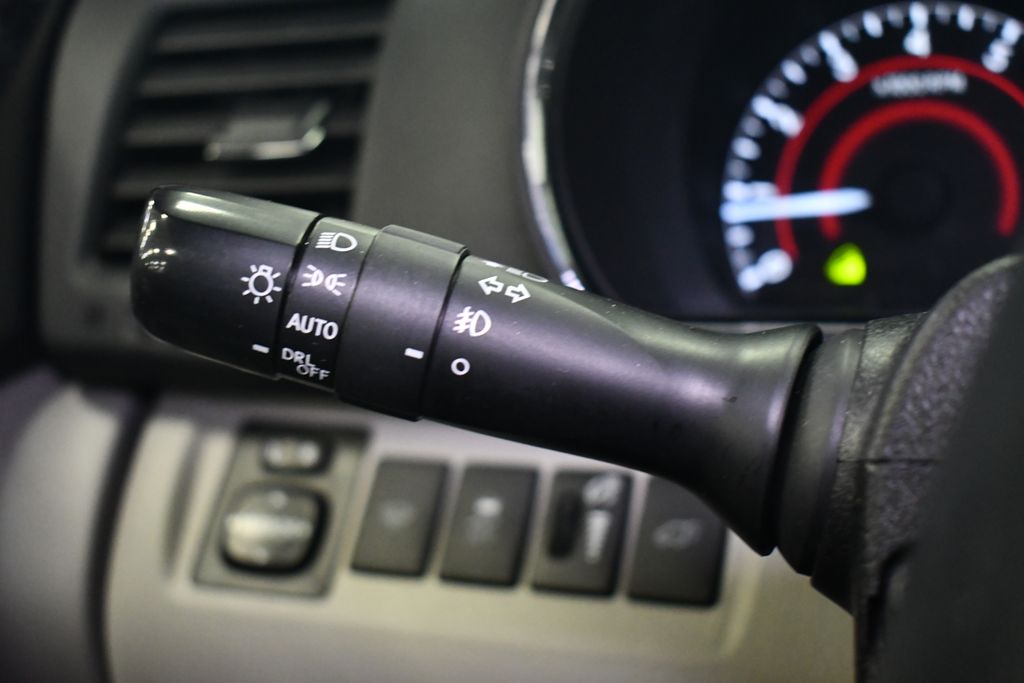 Thumbnail: 2012 Toyota Highlander - 22