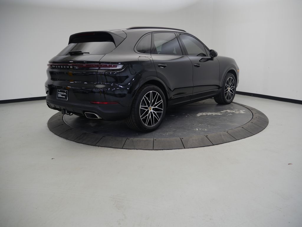 Thumbnail: 2024 Porsche Cayenne - 7