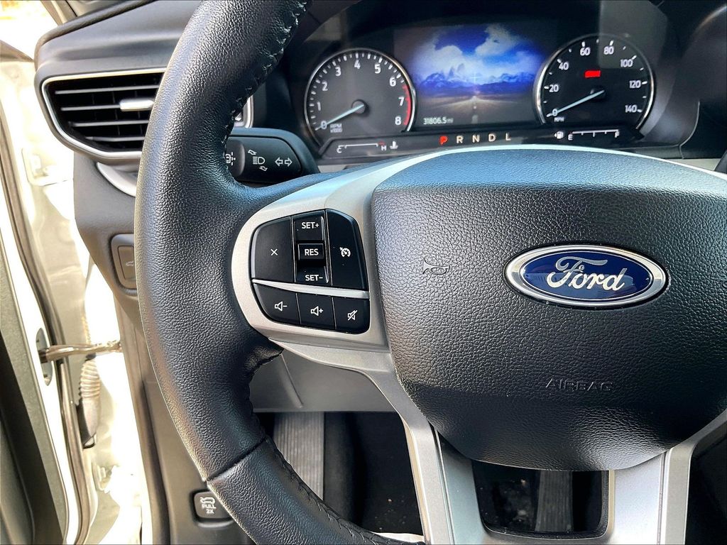 2023 Ford Explorer — photo 23