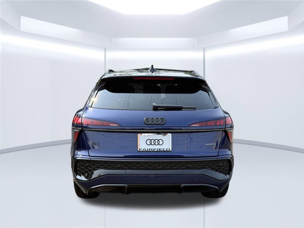Thumbnail: 2026 Audi Q3 - 4