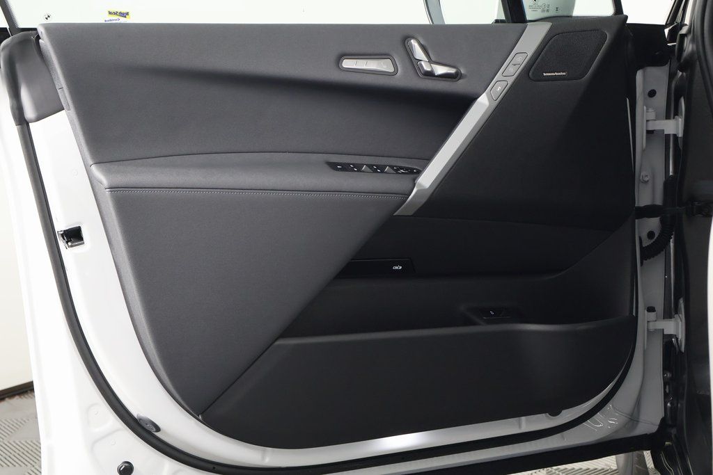 Thumbnail: 2026 BMW iX - 7