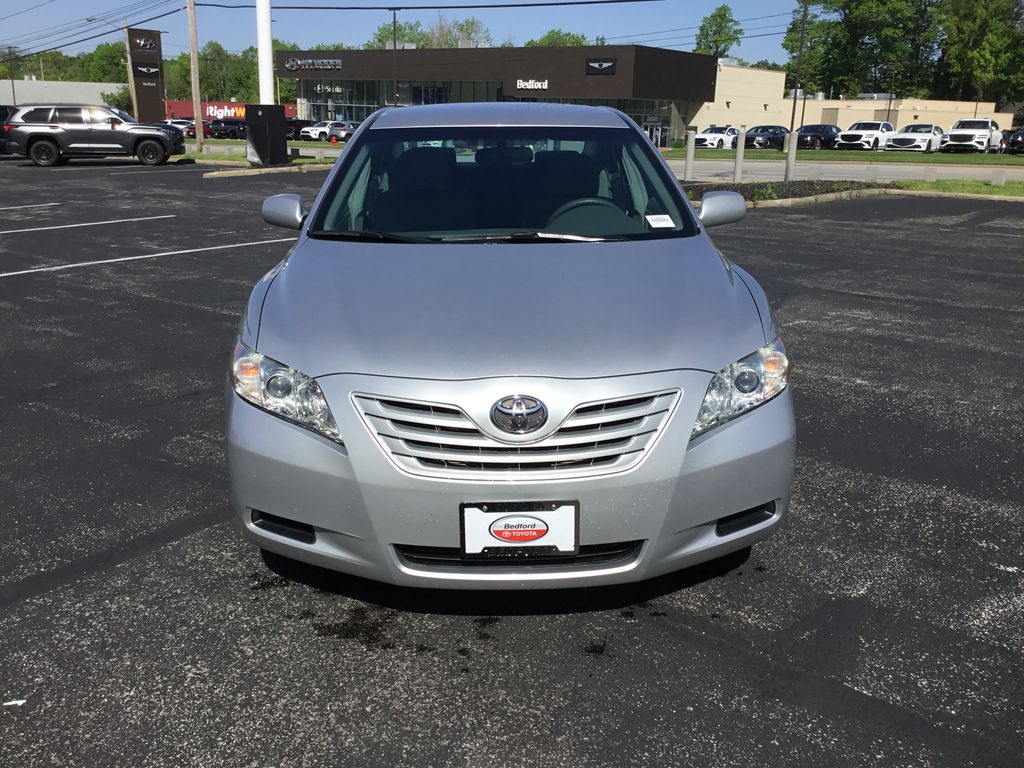 2009 Toyota Camry LE 8