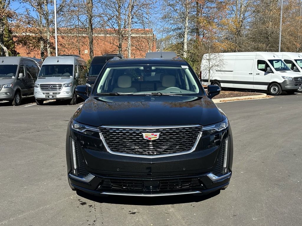 2024 Cadillac XT6 Premium Luxury 3