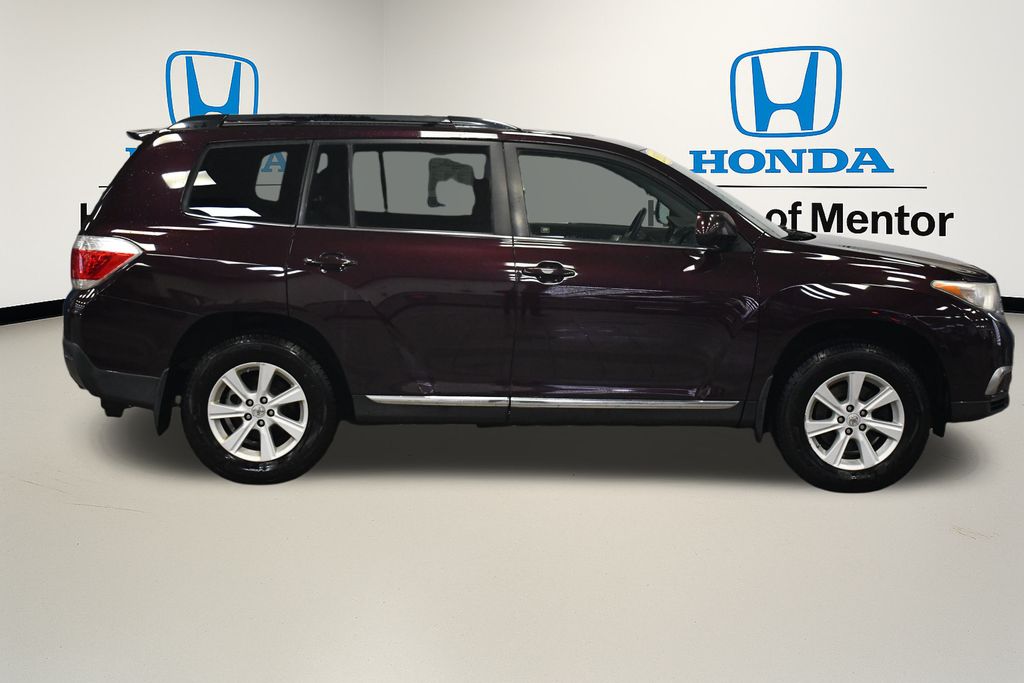 Thumbnail: 2012 Toyota Highlander - 8