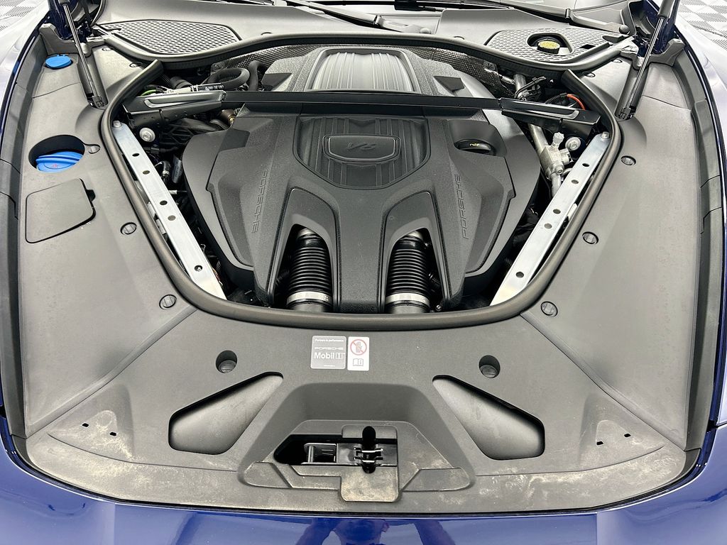 Thumbnail: 2026 Porsche Panamera - 30