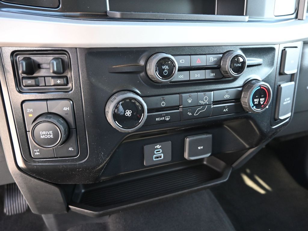 2025 Ford F-350 Super Duty XL