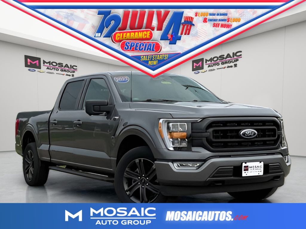 Used 2022 Ford F-150 XLT Trucks