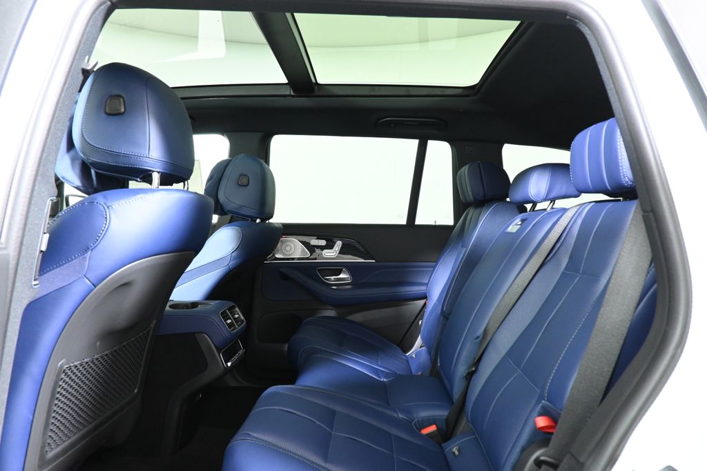 2025 Mercedes-Benz GLS 450 4MATIC 26
