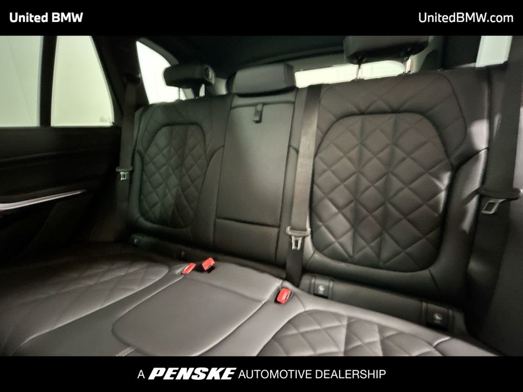 2026 BMW X5 sDrive40i 21