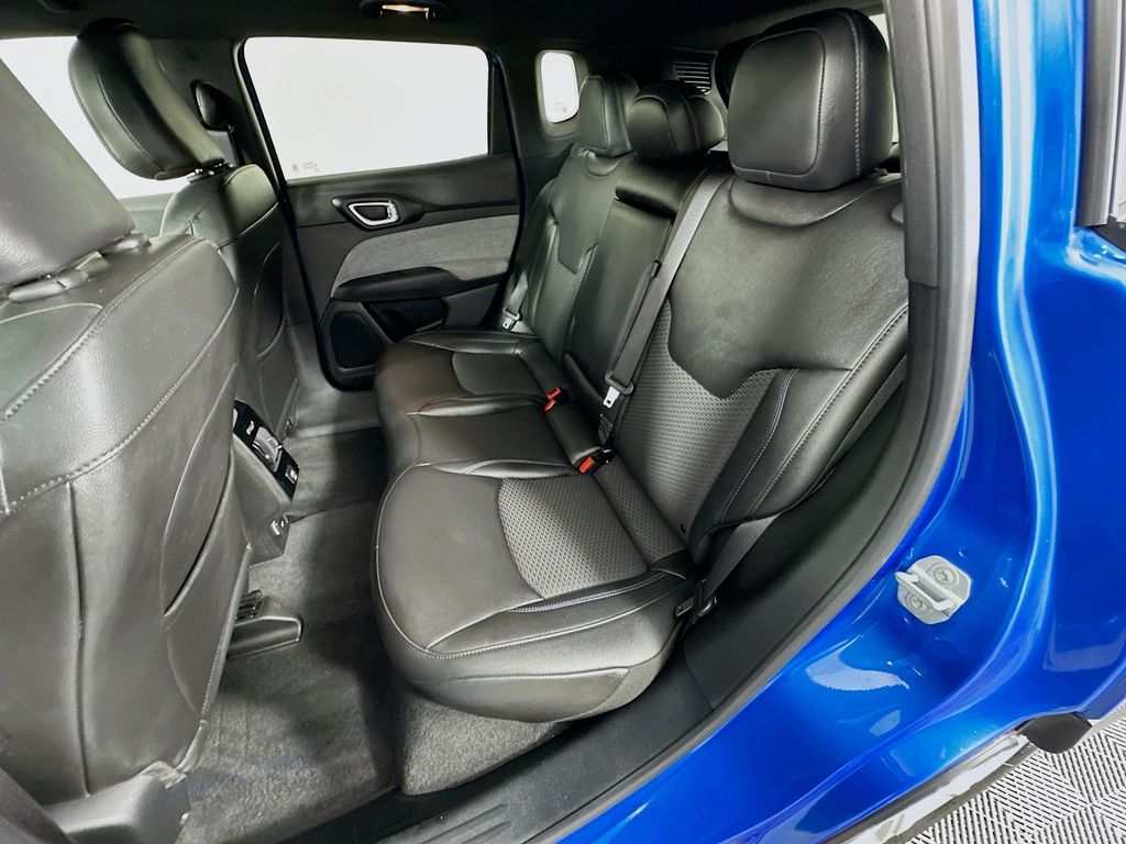 car-gallery-23