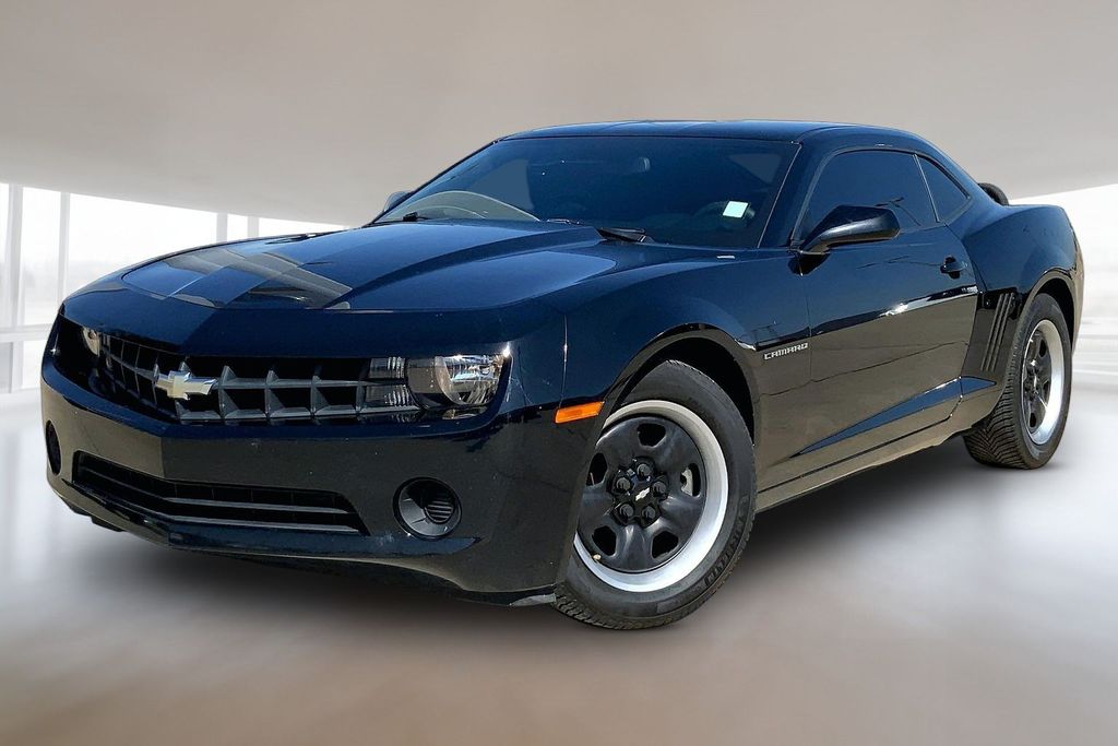 Black 2011 Chevrolet Camaro Coupe Rear-Wheel Drive 6-Speed Manual