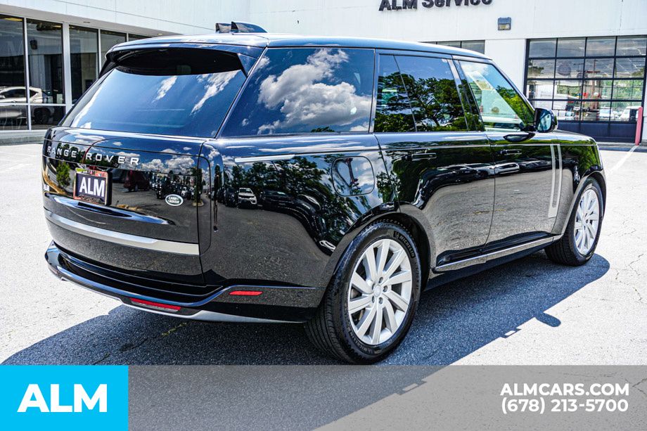 Used 2023 Black Land Rover SE image 6