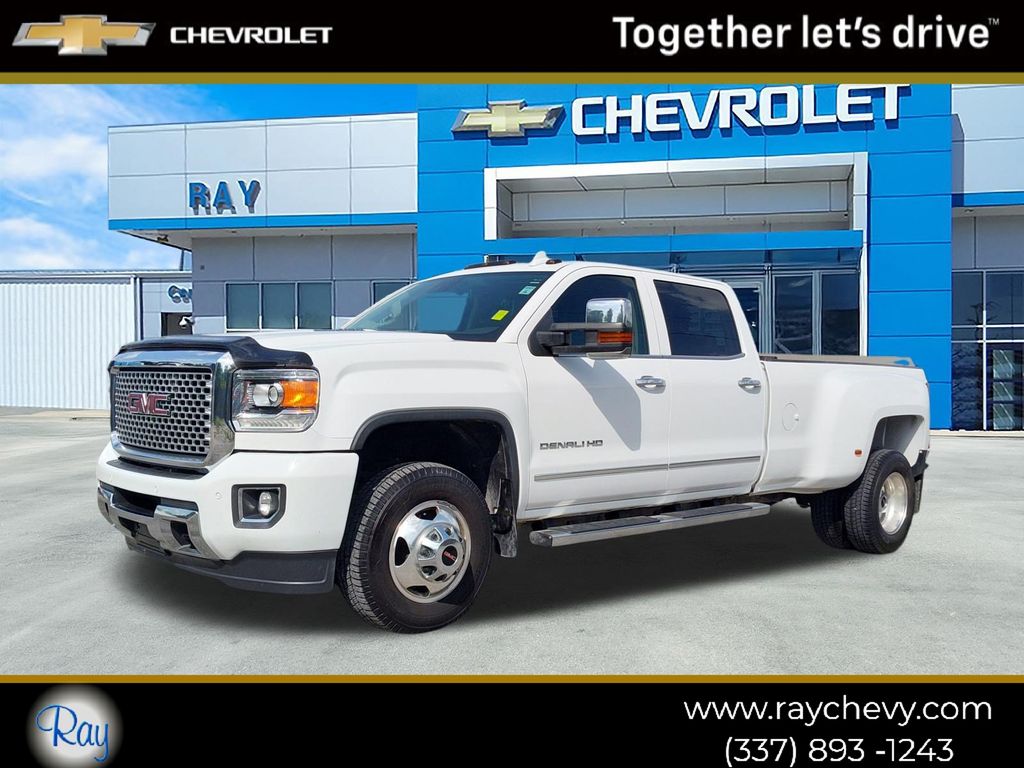 Summit White 2015 GMC Sierra 3500HD Pickup Truck Four-Wheel Drive 6-Speed Automatic