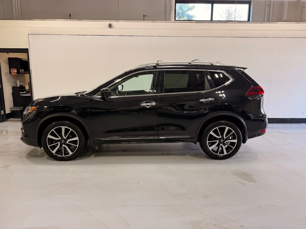 Thumbnail: 2019 Nissan Rogue - 2