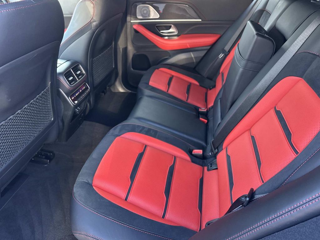 Thumbnail: 2021 Mercedes-Benz GLE - 25