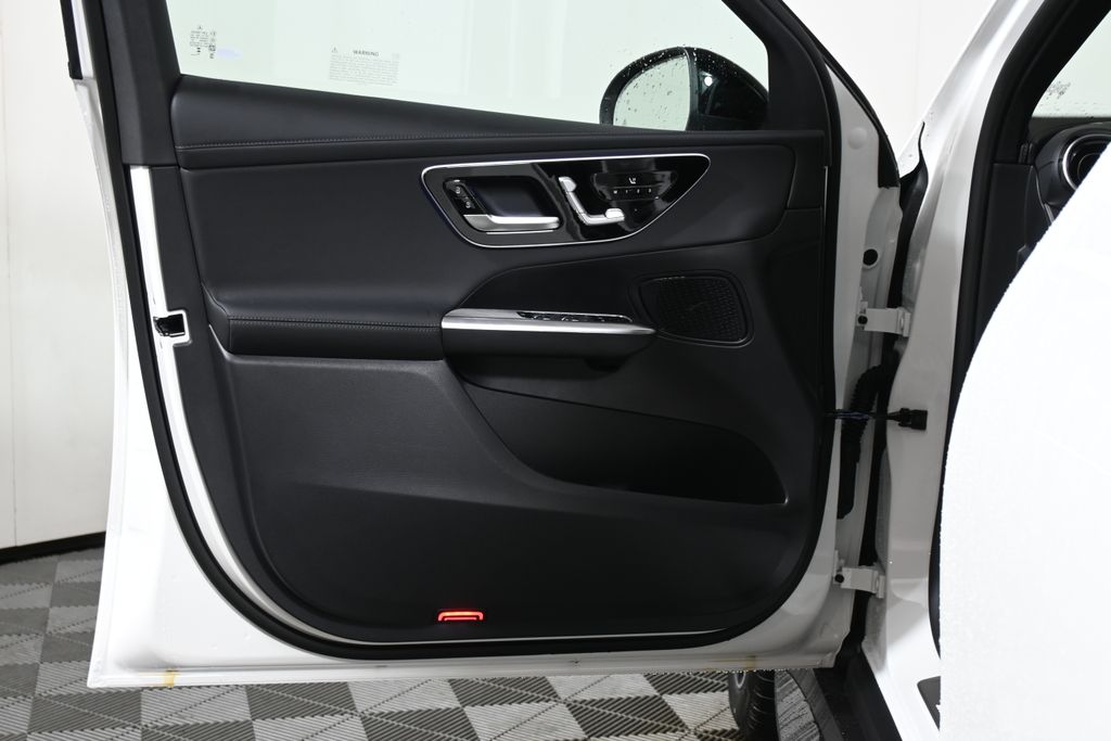 Thumbnail: 2026 Mercedes-Benz GLC - 25