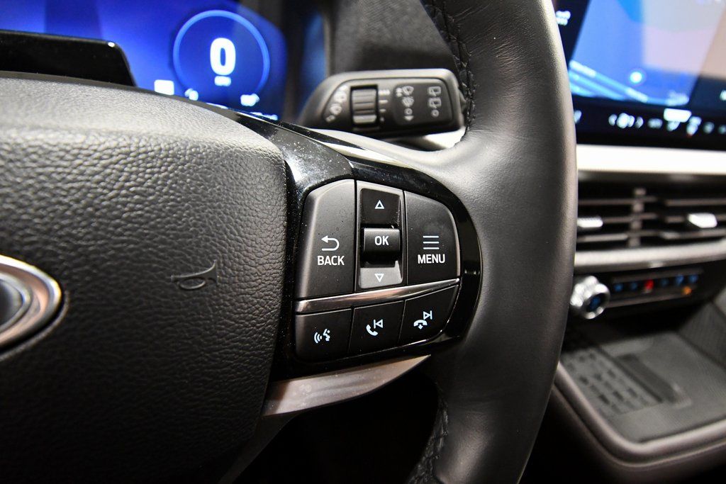 Used 2025 Ford Explorer SUV