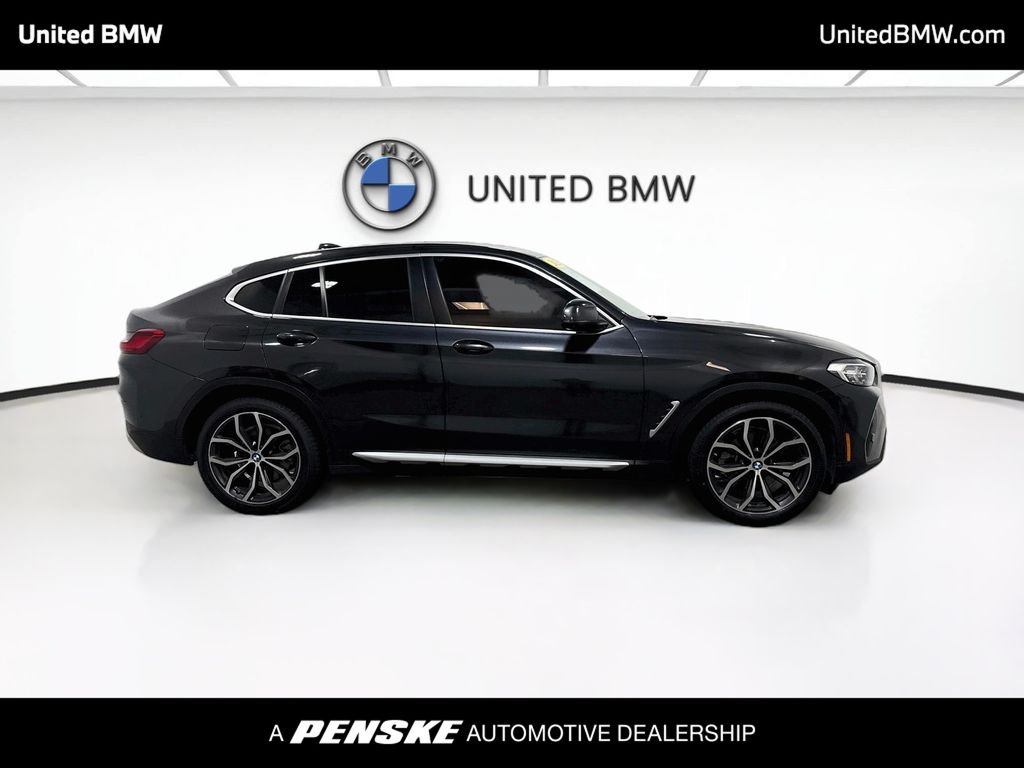 Thumbnail: 2022 BMW X4 - 4