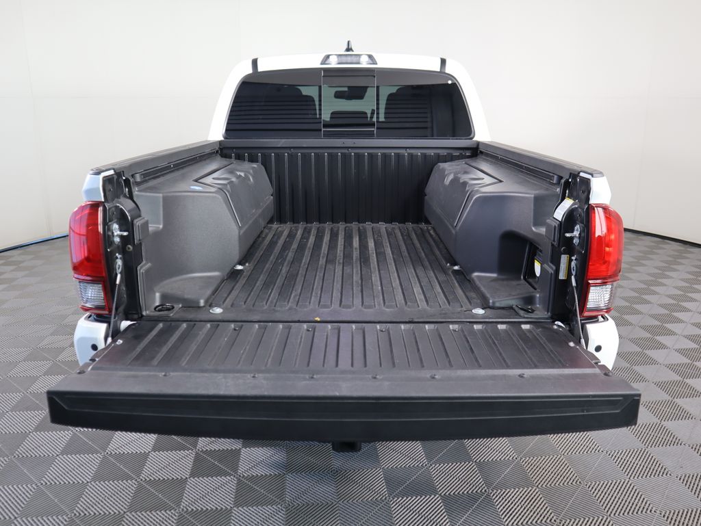 Thumbnail: 2023 Toyota Tacoma - 29