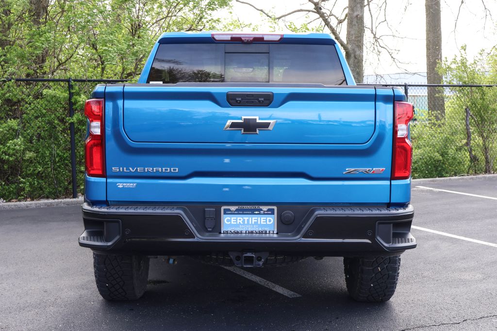 2022 Chevrolet Silverado 1500 ZR2 8