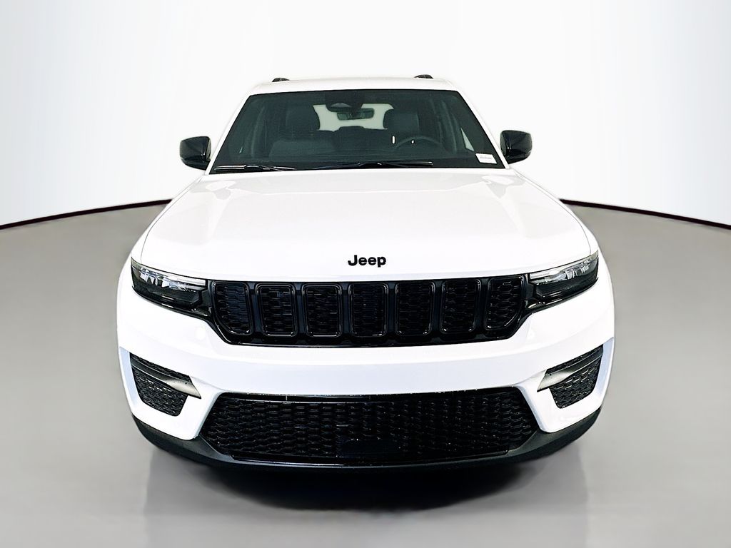 New 2025 White Jeep Altitude X image 2