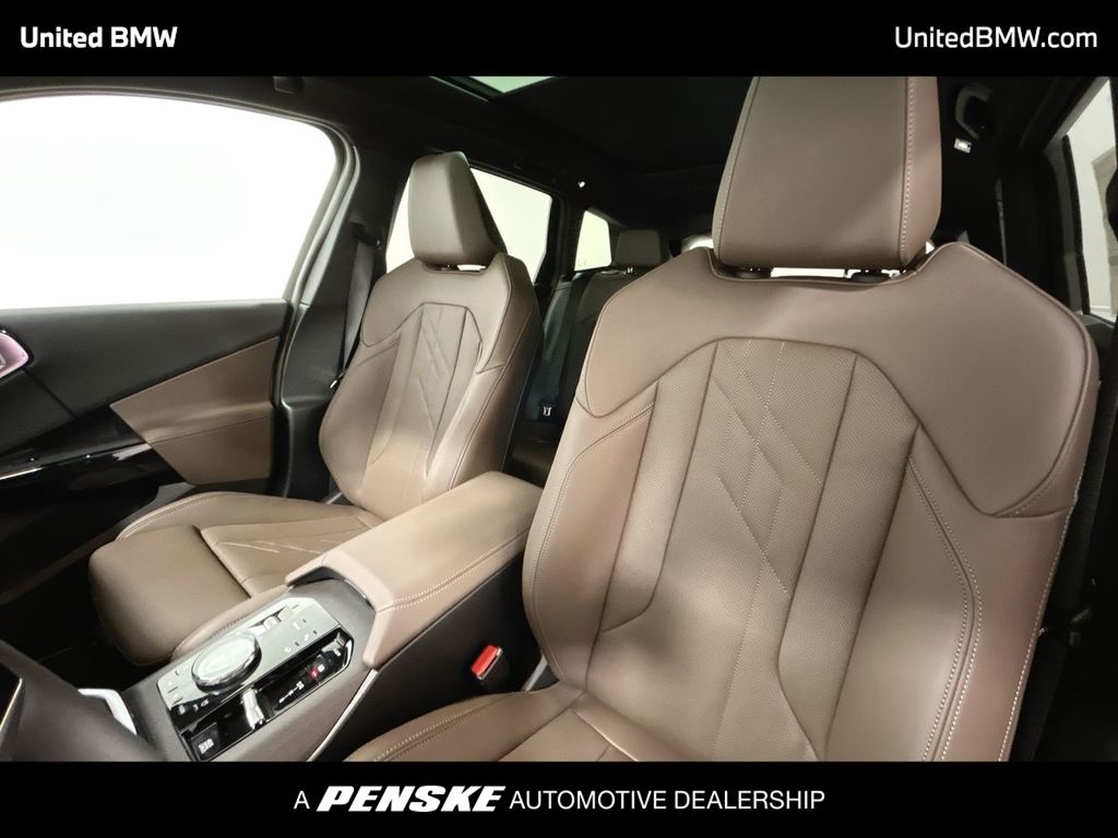 Thumbnail: 2026 BMW X3 - 13