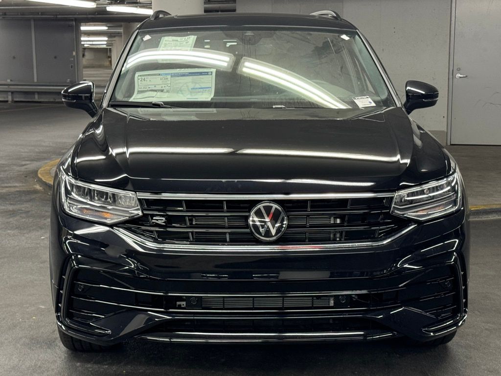 2024 Volkswagen Tiguan 2.0T SE R-Line Black 30