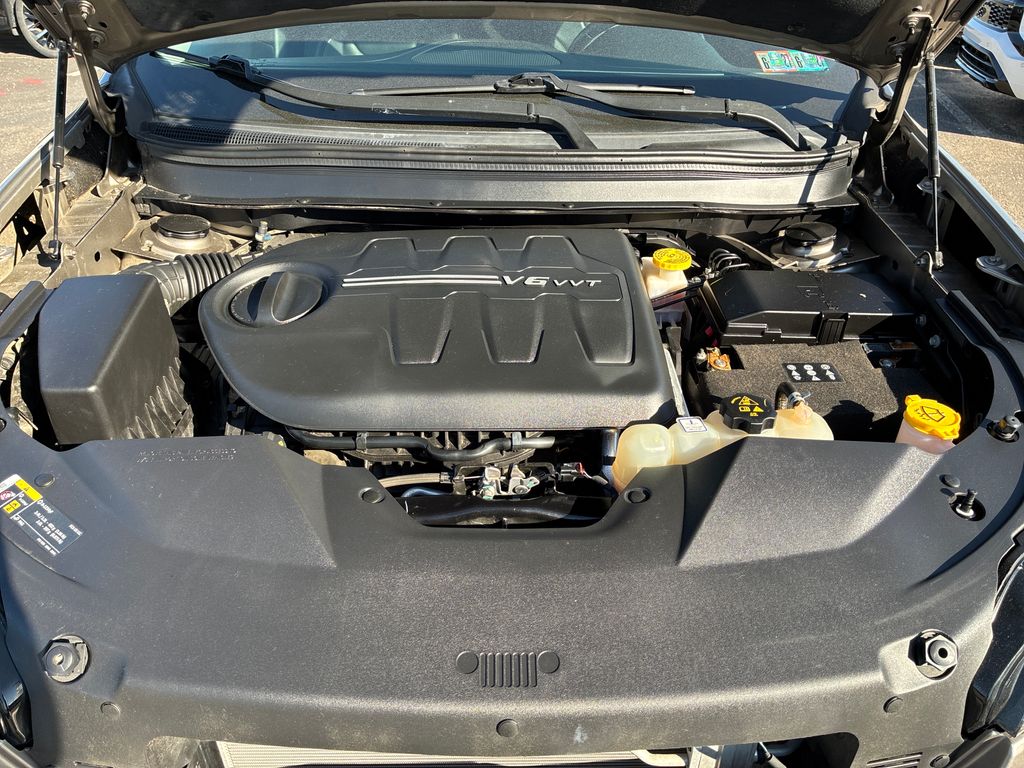 2019 Jeep Cherokee Limited - 9