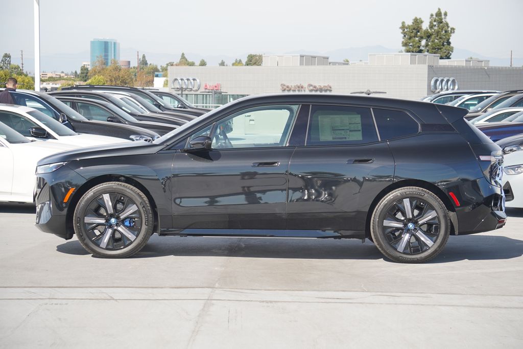 2025 BMW iX xDrive50 4