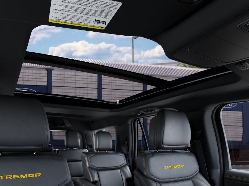 New 2027 Star White Metallic Tri-Coat Ford Tremor® image 22