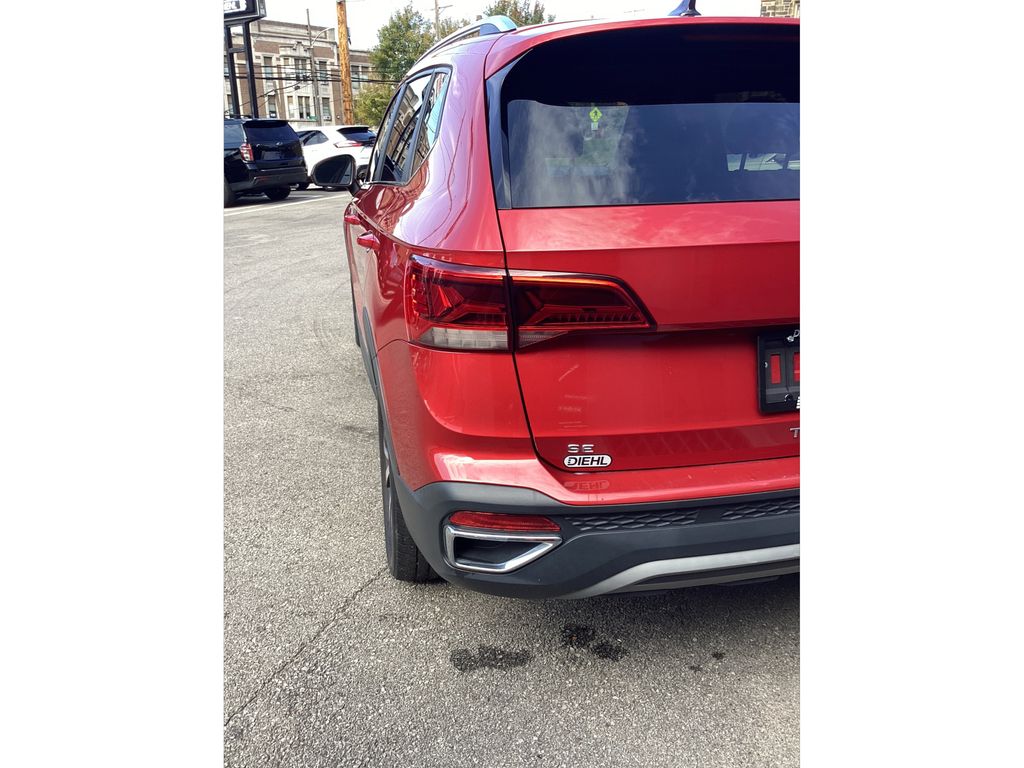 Used 2022 Volkswagen Taos SUV