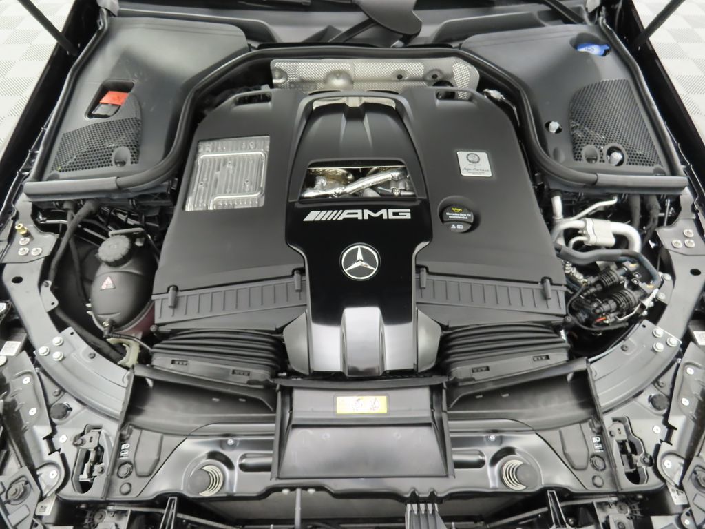 Thumbnail: 2026 Mercedes-Benz AMG GT - 29