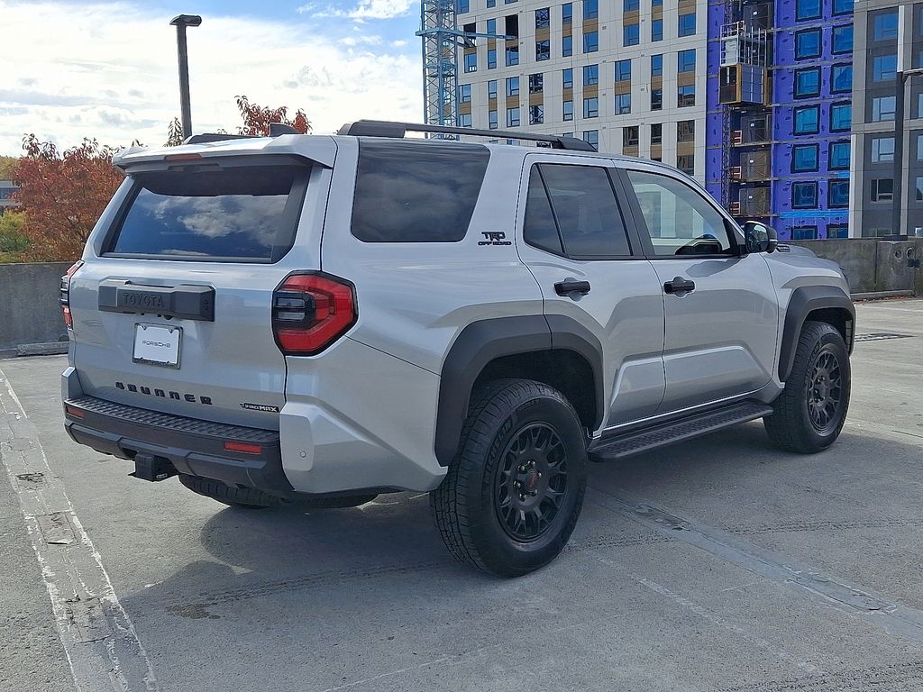 Thumbnail: 2025 Toyota 4Runner - 8