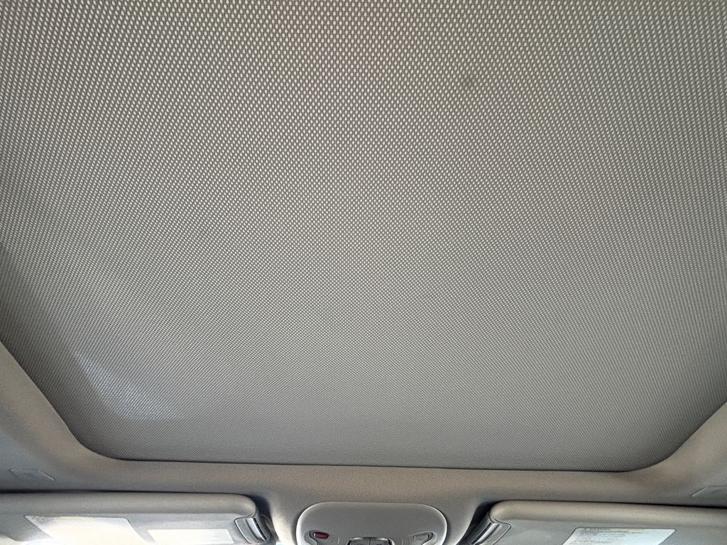 2023 Jeep Renegade Altitude 19