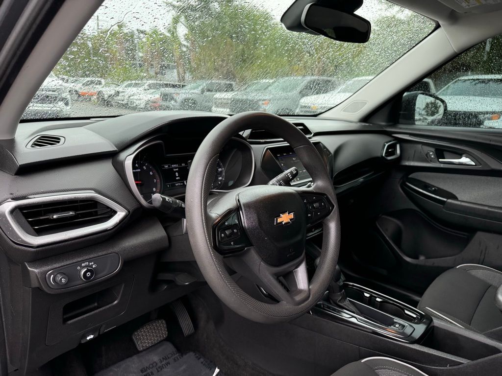 2021 Chevrolet TrailBlazer LS 36