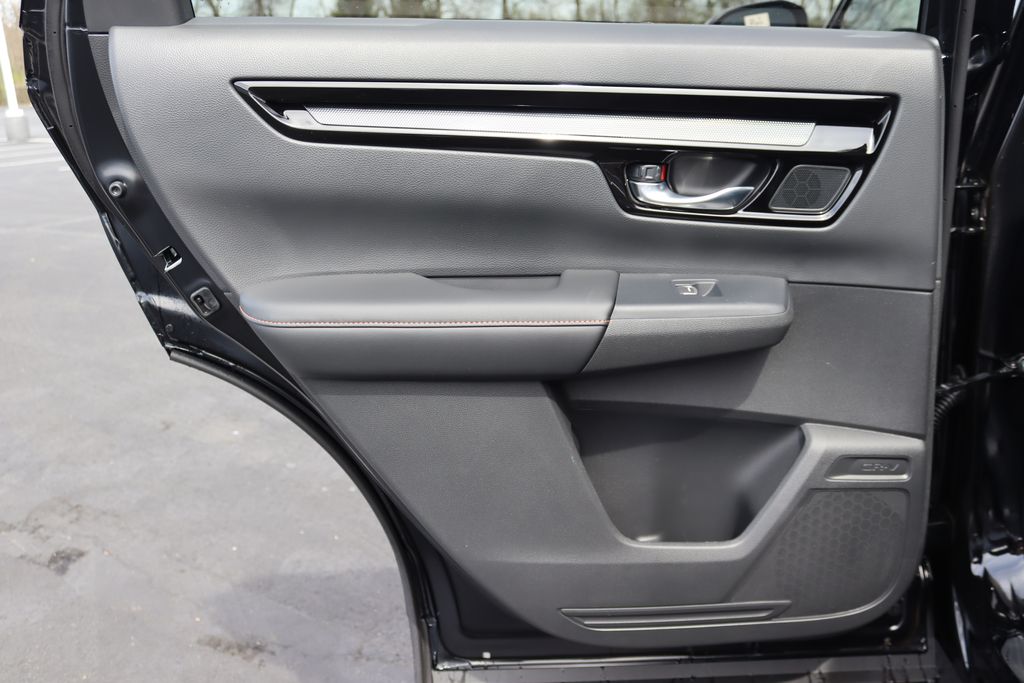 2025 Honda CR-V Sport Touring 11
