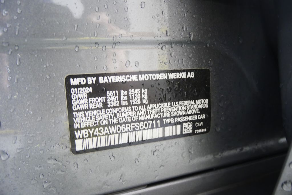 Thumbnail: 2024 BMW i4 - 25