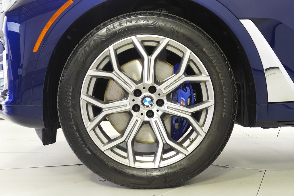 Thumbnail: 2021 BMW X7 - 5