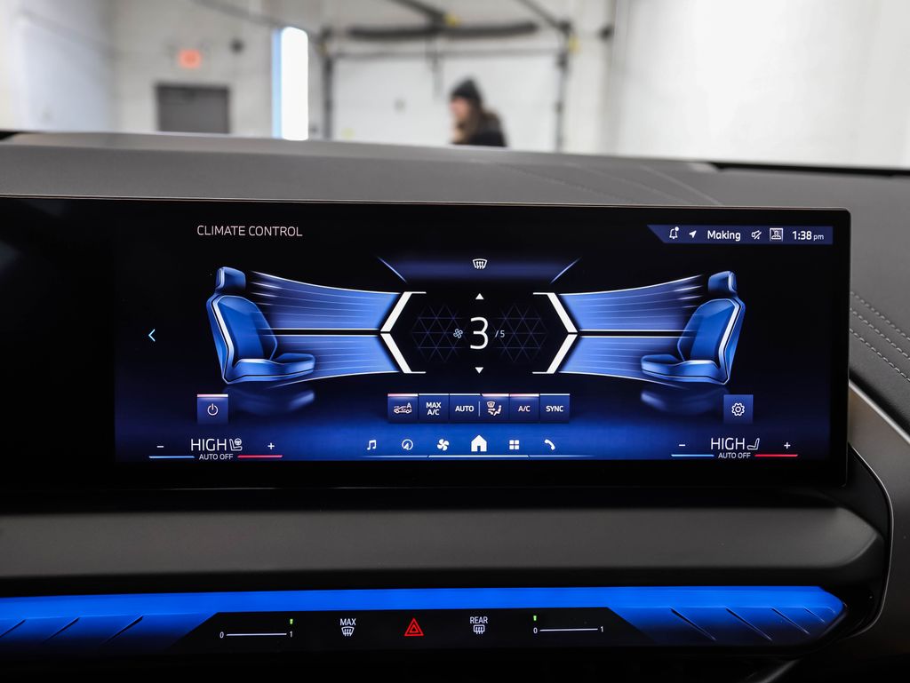 Thumbnail: 2025 BMW X3 - 17