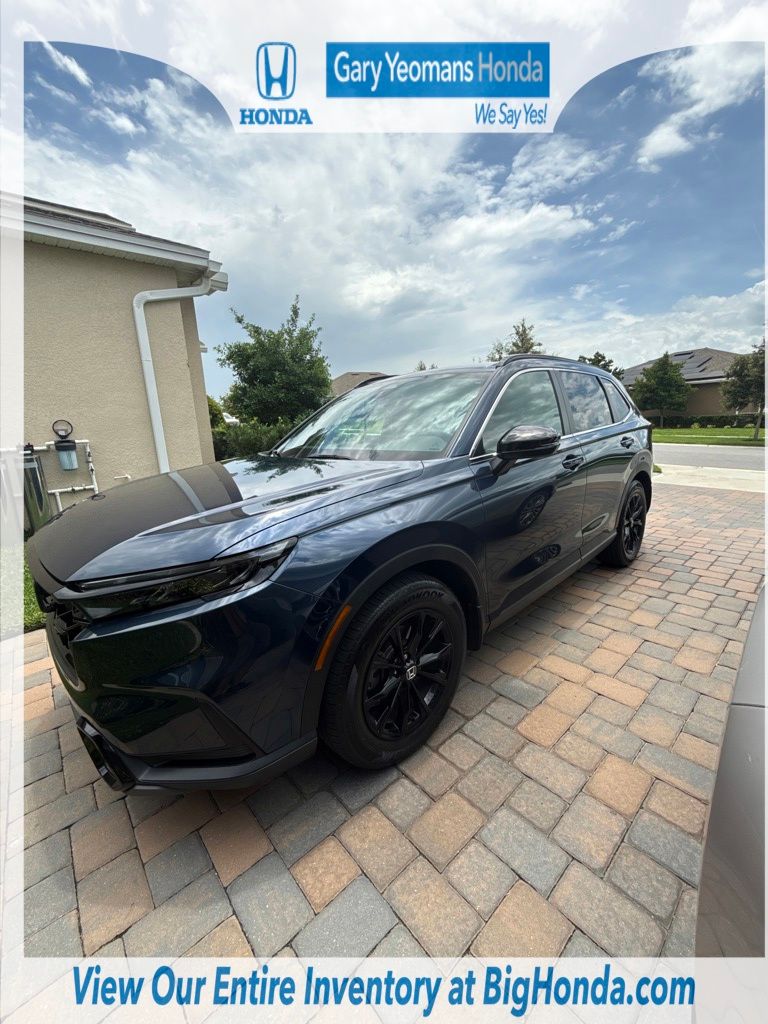 View vehicle photo 6