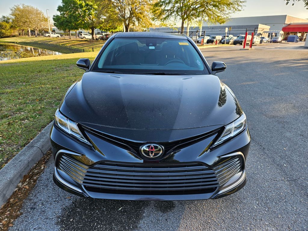 2024 Toyota Camry LE 8