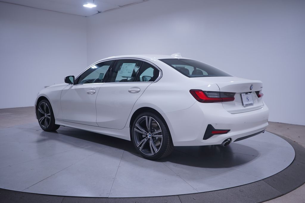 2022 BMW 3 Series 330i 3